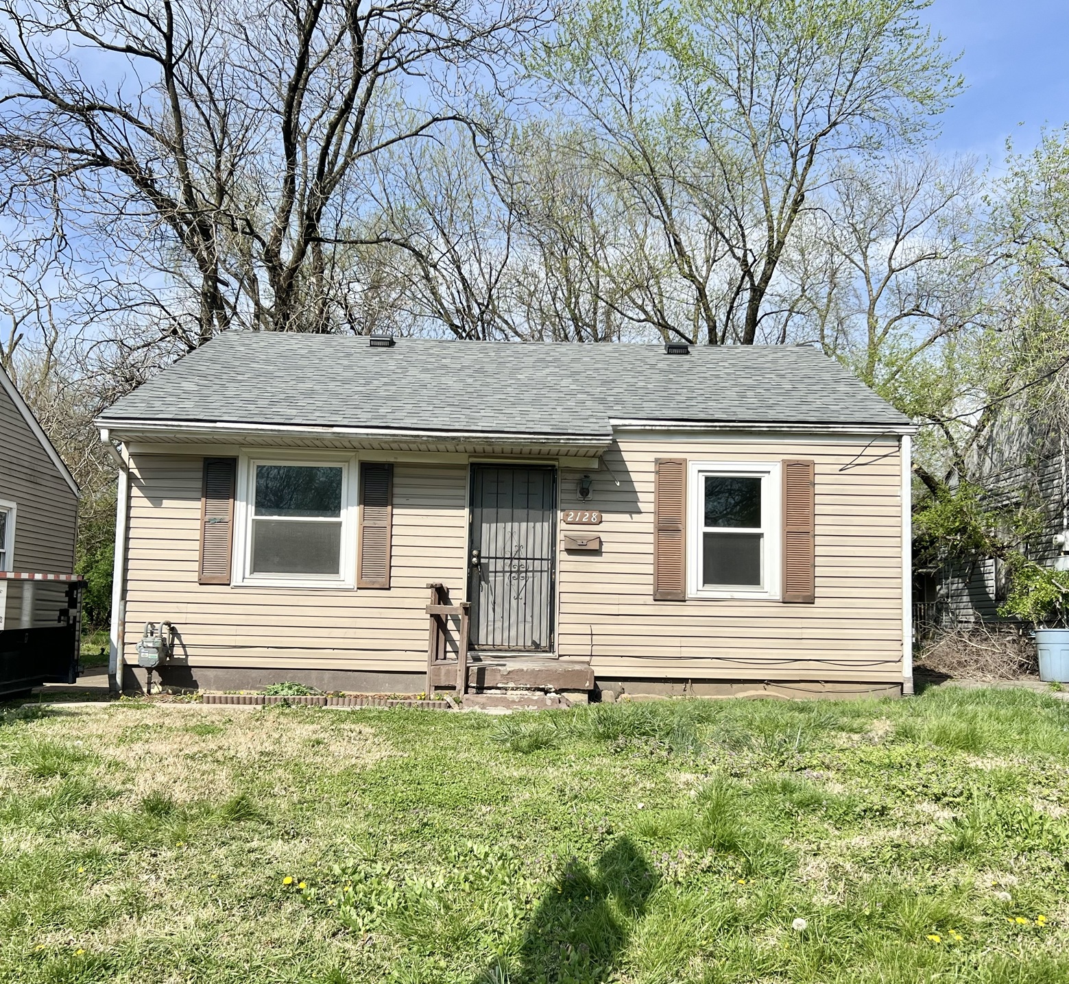 2128 South 40th Street