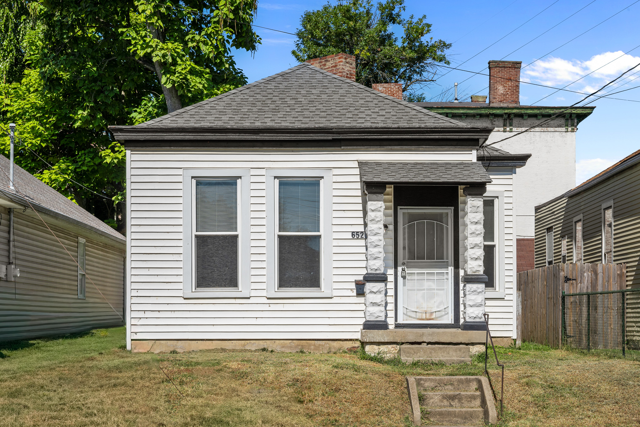 Property main image