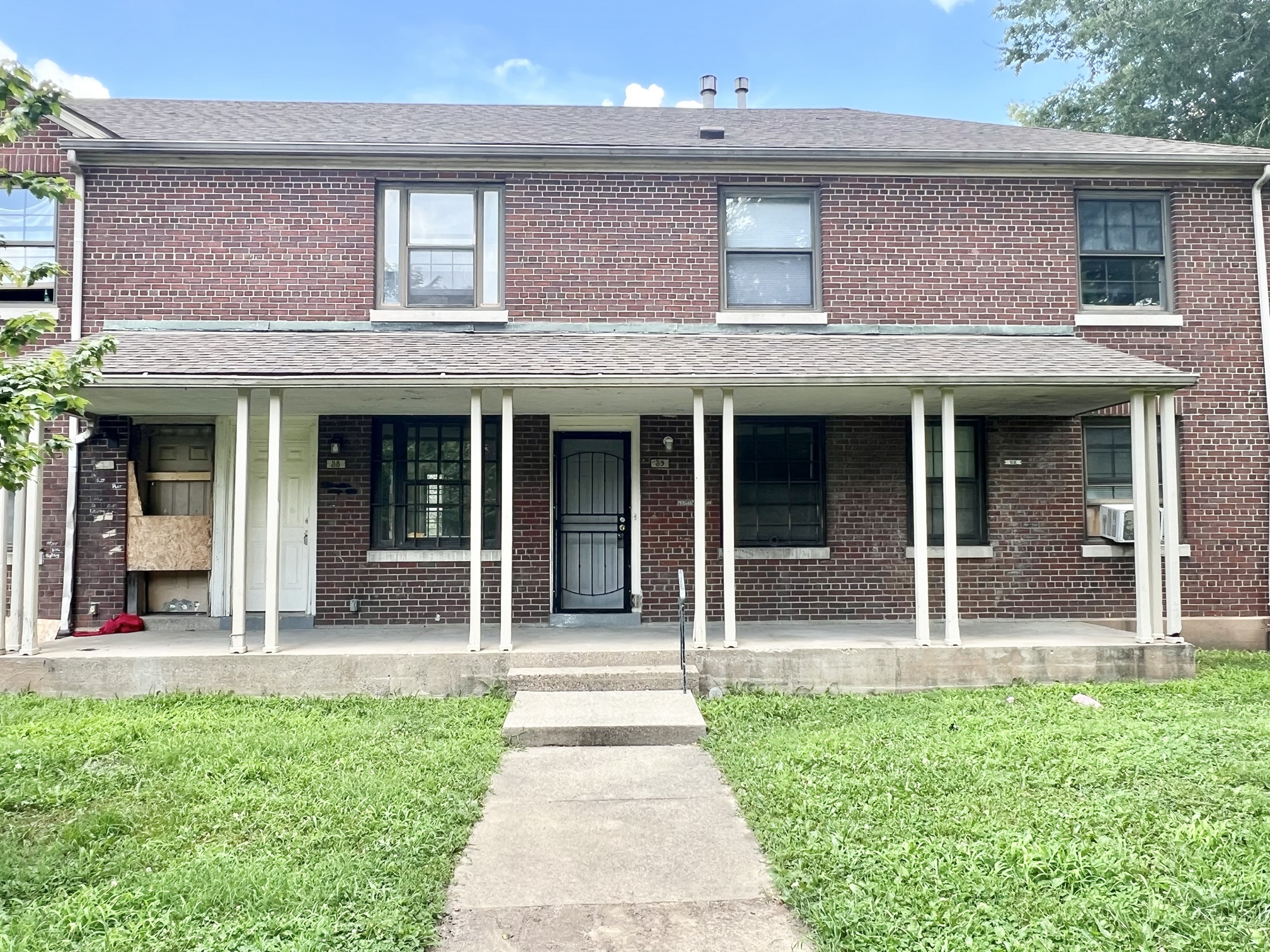 39 College Court - 39