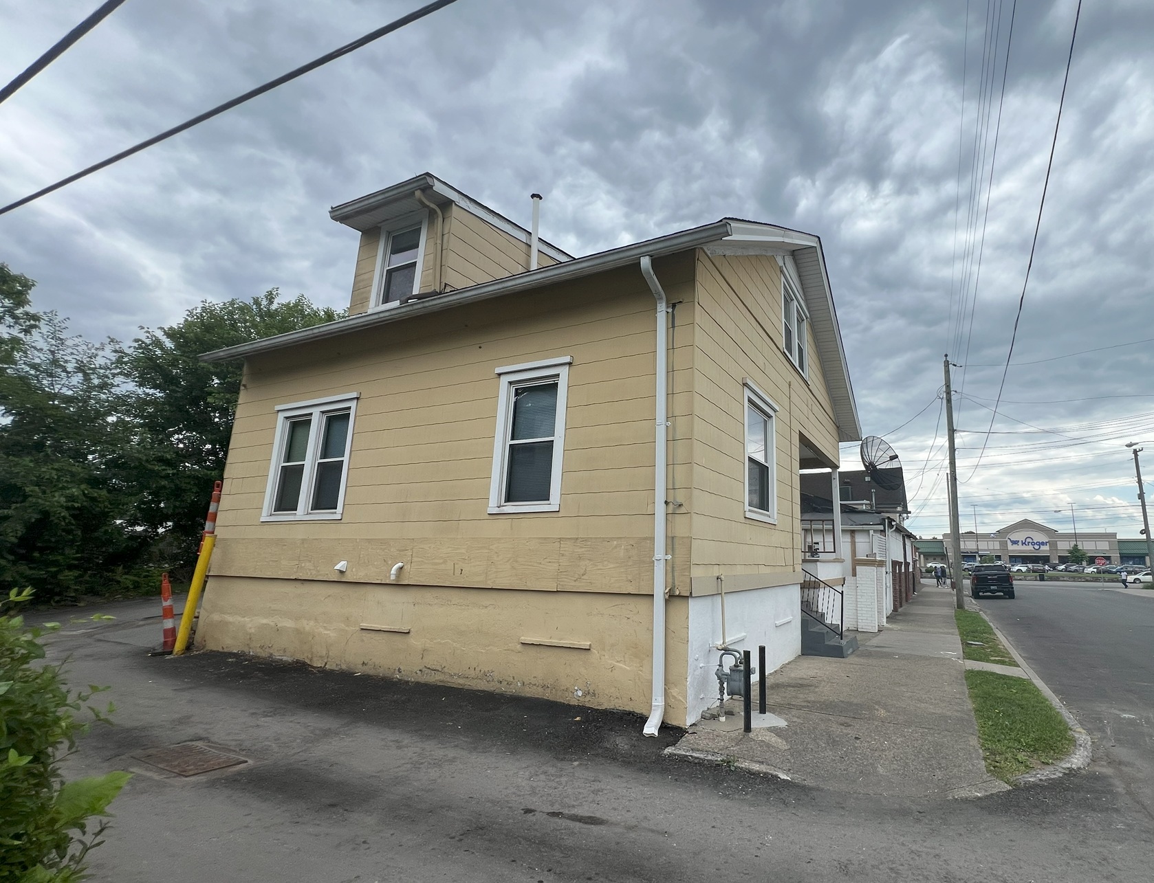 Property thumbnail image
